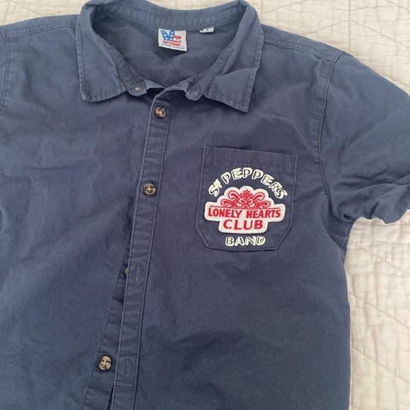 Junk Food Boys Beatles Sergeant Peppers Lonely Hearts Club Band Shirt Tee - L - Picture 3 of 7